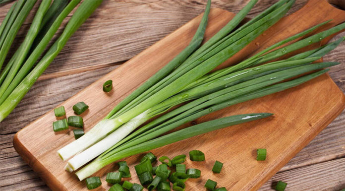 “Choosing and Buying Healthy and Nutritious Onions: A Guide”