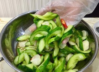 How to make 2 delicious sweet and sour pickled vegetables, perfect for relieving New Year’s fatigue