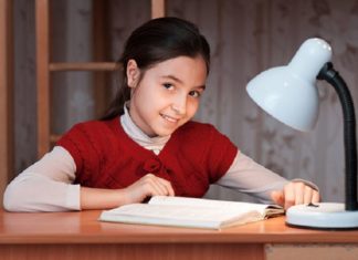 How to Use Desk Lamps to Combat Myopia in Kids