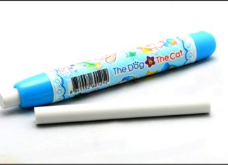 Simple Method for Removing Adhesive Stains from Fridge Doors