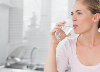 10 Tips to Combat Dry Skin in Air-Conditioned Rooms