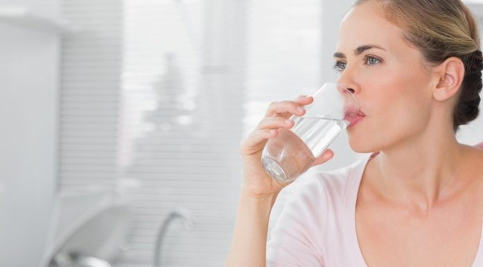 10 Tips to Combat Dry Skin in Air-Conditioned Rooms