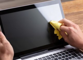 “Speedy and Simple Way to Clean Computer Screens”