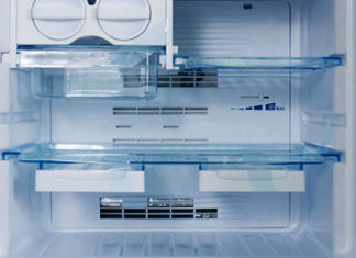 “7 Simple Steps to Maintain a Clean Refrigerator Freezer”