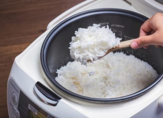 How to Clean a Rice Cooker Thoroughly