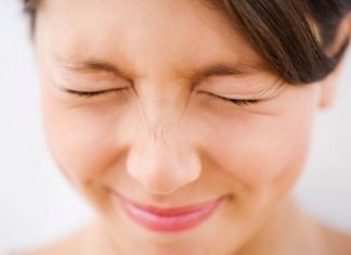 Tips for Relief from Eyestrain and Dry Eyes Resulting from Prolonged Screen Use