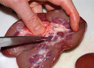 Aromatic and tasty dish: Pour a cup of white wine into the pig’s liver without worrying about the smell, and see the magic happen!