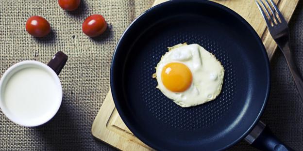 Turning a non-stick pan into an easy and effective non-stick pan, just like our ancestors did
