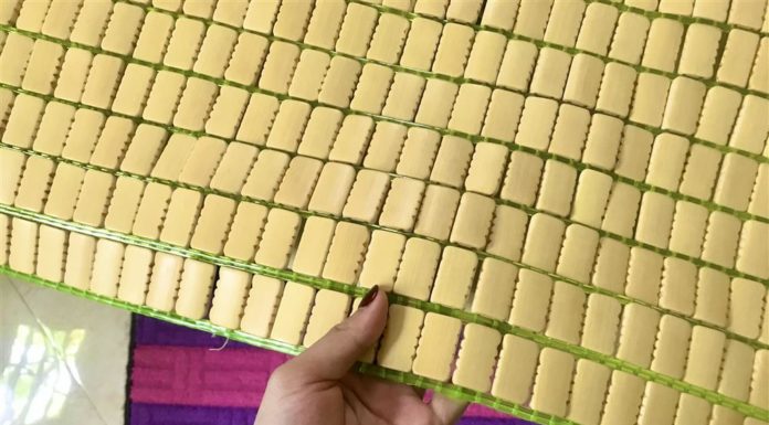 Tips for fixing a broken lampshade while using