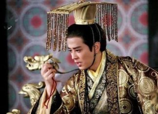 The weirdest coronation of a Chinese prince: Forced to live with a beauty for 1 month