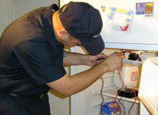 Should you unplug your refrigerator before going home for Tet holiday?