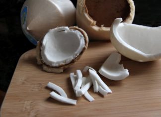 How to make delicious, white and beautiful coconut candy, stays crunchy and chewy for a month without melting