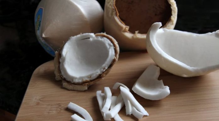 How to make delicious, white and beautiful coconut candy, stays crunchy and chewy for a month without melting