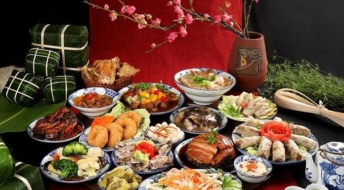 How to properly prepare an offering tray for the full moon in January 2024, can it be done in advance?