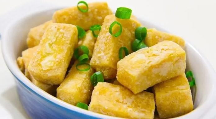 Crispy tofu dipped in this broth turns golden and crunchy