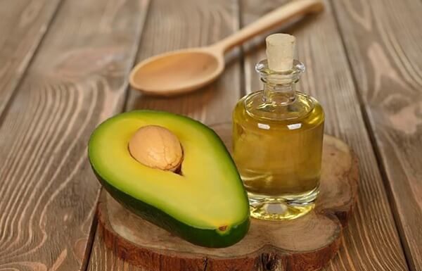 6 Amazing Beauty Benefits of a Deliciously Nutrient-Rich Fruit