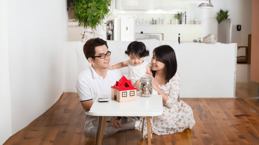 Expert Shares 3 Ways to Teach Kids about Money for a Successful and Wealthy Future