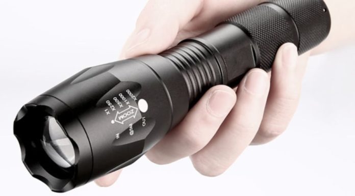 Japanese hotels always provide a small flashlight for guests, know why you should follow suit for many useful reasons.