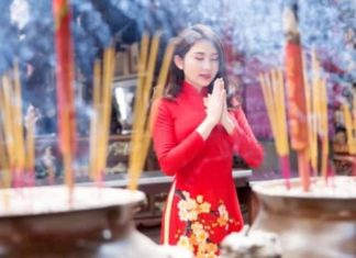 5 Essential Steps to Take When Visiting a Temple at the Beginning of the Year, Not Everyone Knows