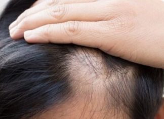 A Guide to the Best Men’s Hair Sprays for Easy Styling and Moisturization