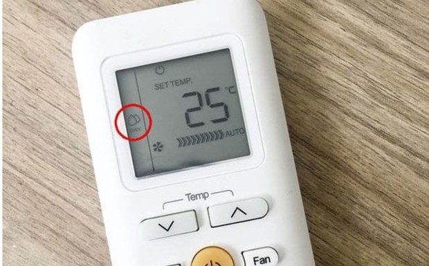 Is the “Dry” mode on the air conditioner enough to dehumidify a damp house? Turns out, temperature matters too.