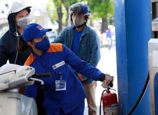 Don’t Fill Up Gas Tank or 50 Thousand: There’s a Smart Way to Save, Fill as Much as You Want and Still Make Money