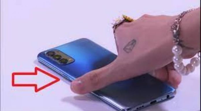 Put your phone face down on the table, don’t flip it over, always remember to turn the screen down, this is why everyone should know.