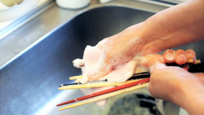 Cleaning a Dirty Toilet Brush: 5 Essential Steps to Ensure a Thorough Clean