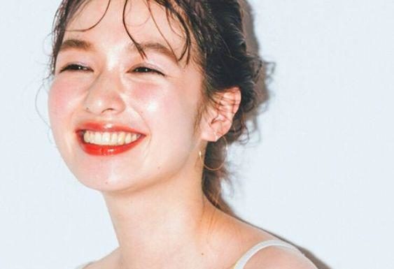 4 Essential Ingredients for Nourishing, Hydrating, and Youthful Skin