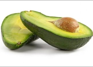 7 Simple Ways to Achieve Silky, Shiny Hair at Home