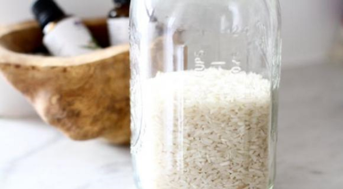 Why should you keep a jar of rice in your wardrobe?