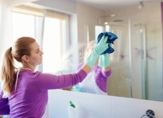 9 Surprising Cleaning Uses of White Vinegar. Don’t forget to use it for Tet cleaning!