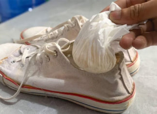 Put a pinch of salt in your shoes and leave it overnight: Surprising effective tip that few people know