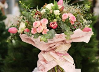 10 Sophisticated Gifts to Wow Her on Her Birthday