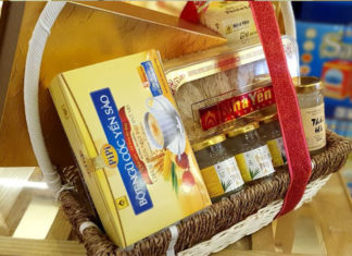 Simple and Fast Ideas for Gift Wrapping for Tet 2022