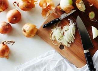 Get Rid of Onion Odor in an Instant with the Easiest Method Possible
