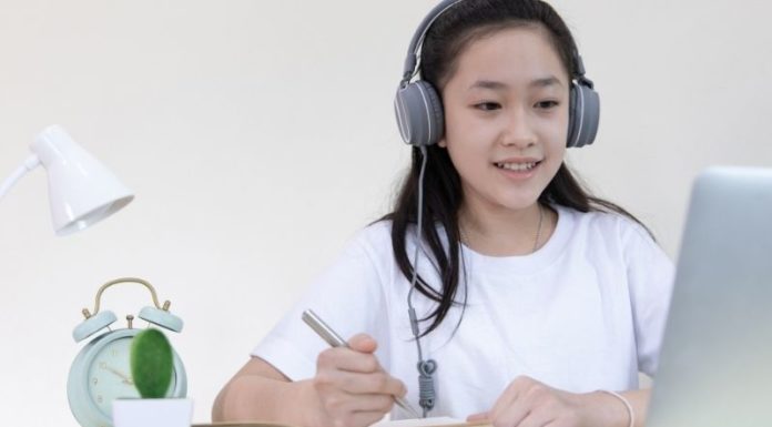 Exploring the Benefits of Using GPT Chat for Language Acquisition