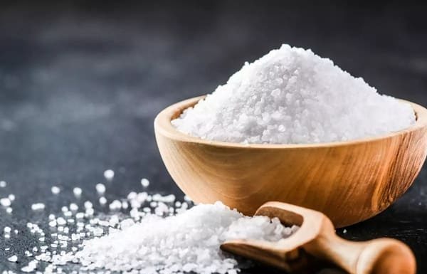 Apply these 3 effective tips to clean your wooden cutting board