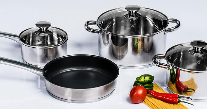 Should I buy household items made of stainless steel 304 or 316?