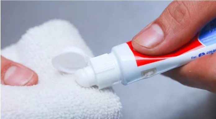 6 Amazing Tips with Toothpaste that You Can’t Miss