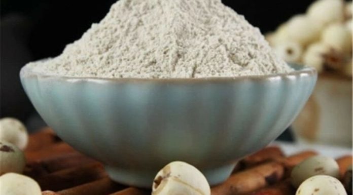 Combine lotus seed powder with these 3 ingredients to help radiant skin