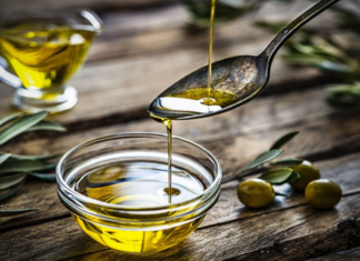 Revealing the Time-Honored Beauty Tips of Women of the Past