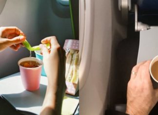 Smart people don’t order tea, coffee on airplanes; know why you’ll never do it differently