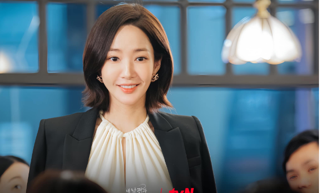 6 Gorgeous Hairstyles for Office Ladies Inspired by Park Min Young