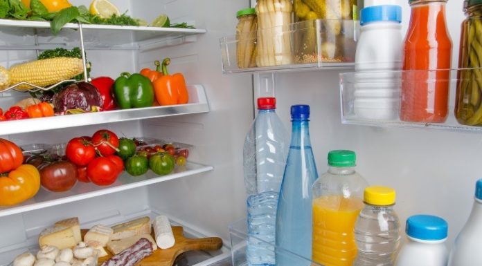 “Eliminating Refrigerator Odors: Quick and Simple Strategies”