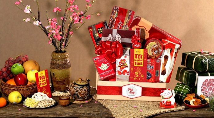 Crafting a Thoughtful Tet Gift Basket for Your Loved Ones