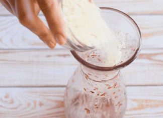 Clean flower vases and bottles quickly using readily available ingredients