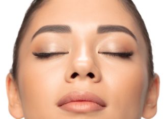 7 Makeup Mistakes That Make You Look Older