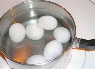 Boiled Eggs with a Twist: Adding a Slice of Lemon for a Surprising Miracle