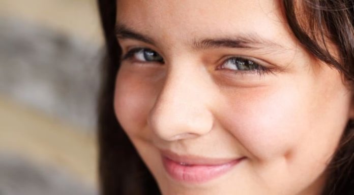 The person with a beauty spot not only radiates attraction, but also encounters abundant luck in life